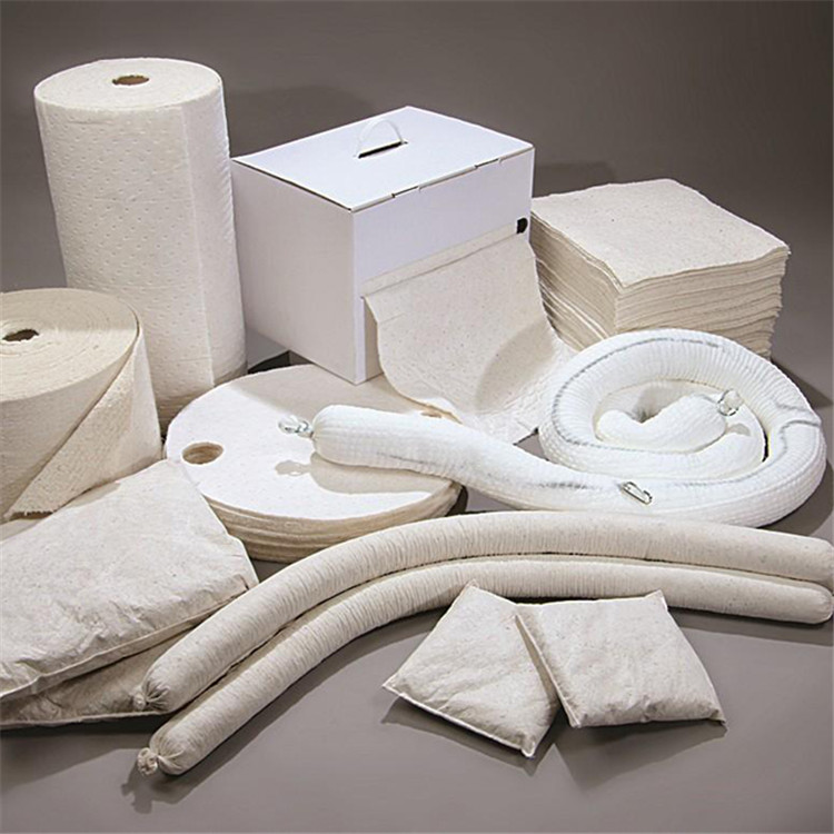 quickly absorbent 100% PP fabrics oil absorb sock for Oil spill from oil refinery