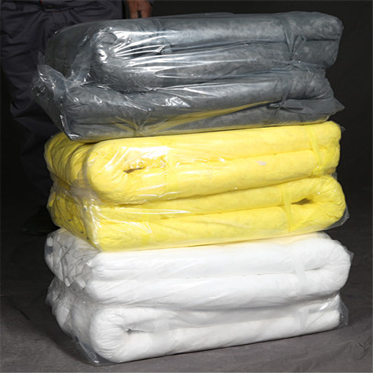 High absorbency yellow hazardous absorb boom for control the liquid leak